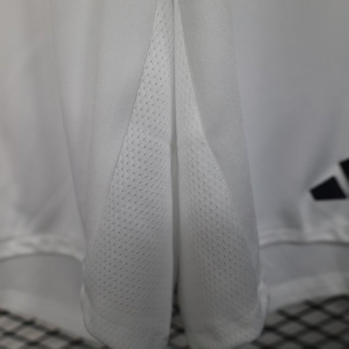 Player Version 2025-2026 Manchester United White Soccer Shorts Football Shorts