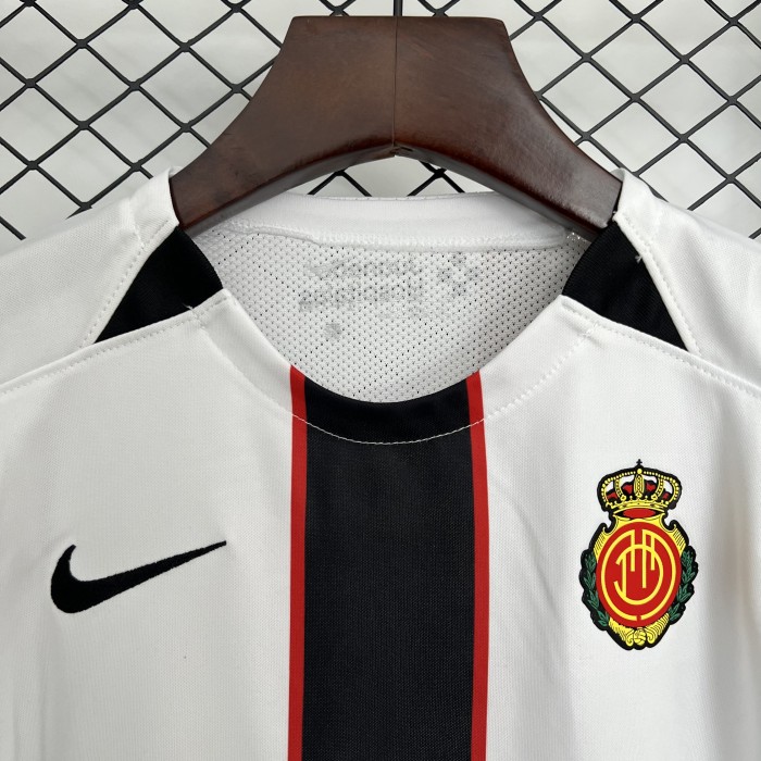 with LALIGA Patch Youth Uniform Kids Kit 2025-2026 Mallorca Away White Soccer Jersey Shorts Child Football Set