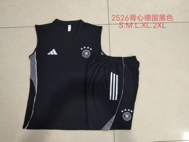 Adult Uniform 2025-2026 Germany Black Soccer Training Vest and Shorts Football Set