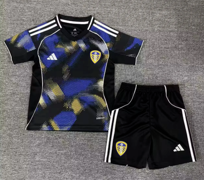 without Sponor Logo Youth Uniform Kids Kit 2025-2026 Leeds United Third Away Soccer Jersey Shorts Child Football Set