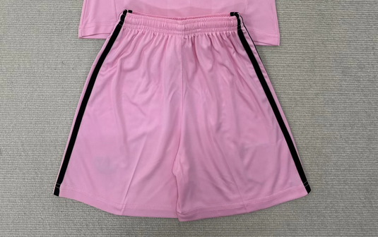 Fan Version 2025-2026 Manchester United Pink Goalkeeper Soccer Shorts Football Shorts