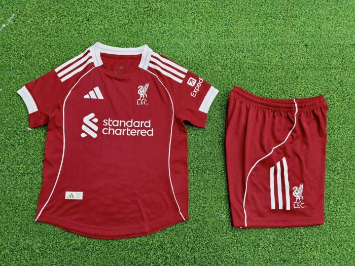 Player Version Youth Uniform Kids Kit 2025-2026 Liverpool Home Soccer Jersey Shorts Child Football Set