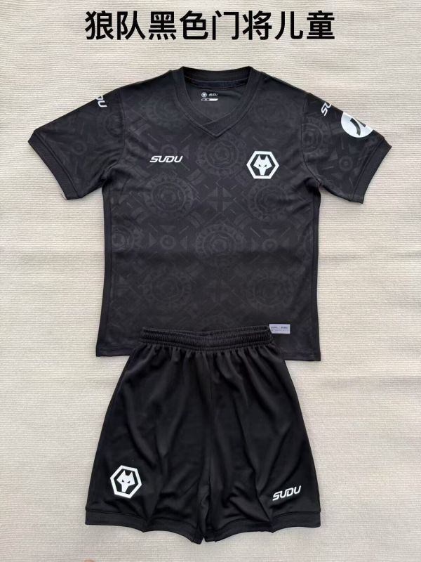 Youth Uniform Kids Kit 2025-2026 Wolverhampton Wanderers Black Goalkeeper Soccer Jersey Shorts Wolves Child Wolves Football Set