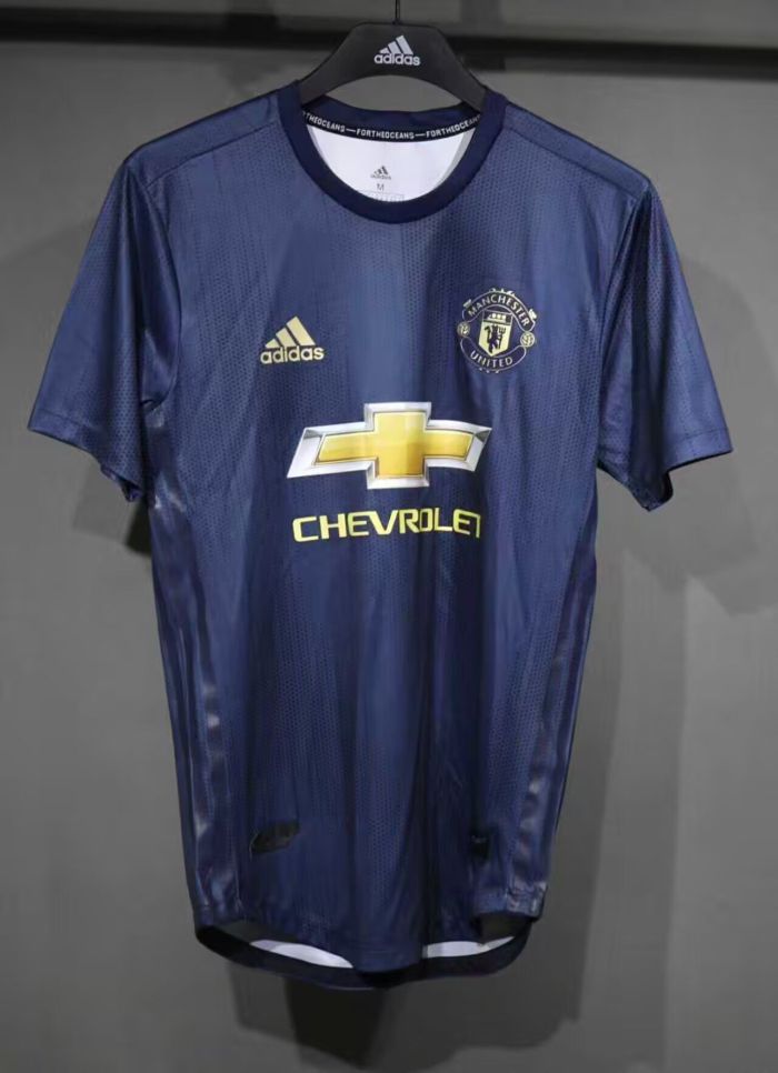 Player Version Retro Jersey 2018-2019 Manchester United Third Away Dark Blue Soccer Jersey Vintage Man Utd Football Shirt