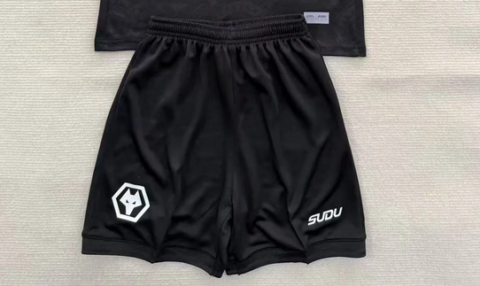 Fan Version 2025-2026 Wolverhampton Wanderers Black Goalkeeper Soccer Shorts Wolves Football Shorts