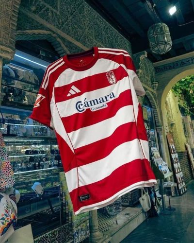 with Sponor Logo Fan Version 2025-2026 Granada Home Soccer Jersey Football Shirt
