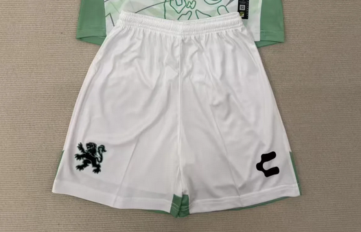 Fan Version 2025-2026 Leon Away White Soccer Shorts Football Shorts