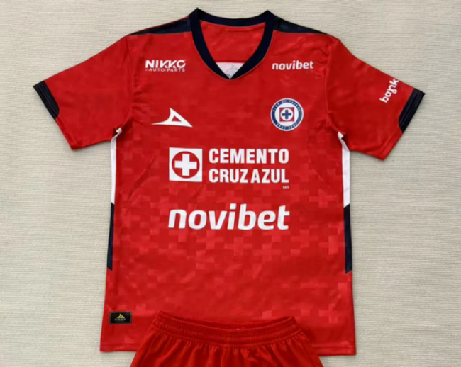 Fan Version 2025-2026 Cruz Azul Red Goalkeeper Soccer Jersey Football Shirt