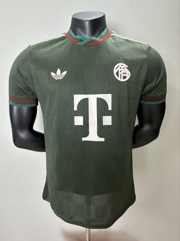 Player Version 2025-2026 Bayern Munich Green Soccer Jersey Bayern Munchen Football Shirt