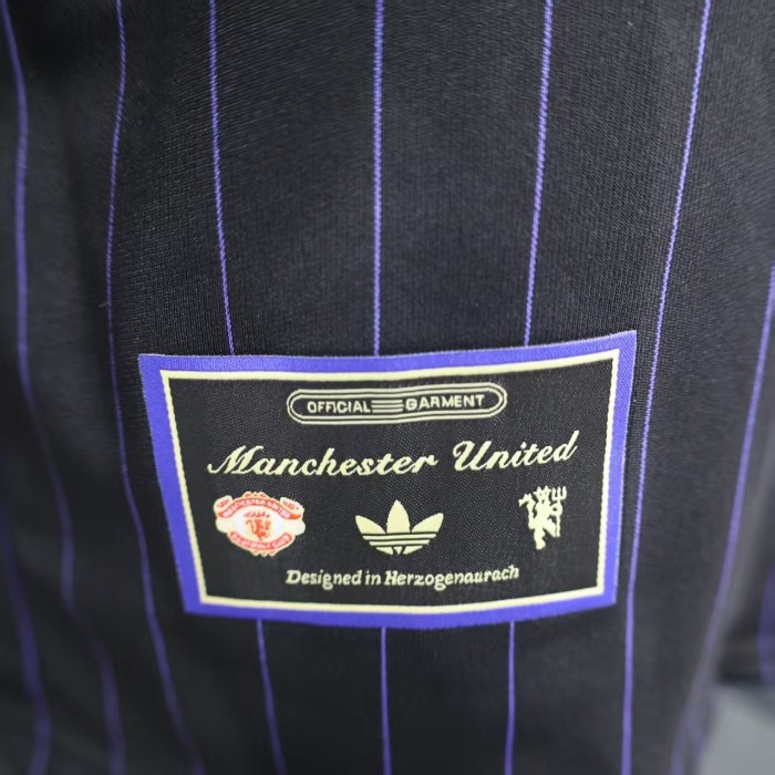 Fans Version 2025-2026 Manchester United Black Soccer Casual Shirt
