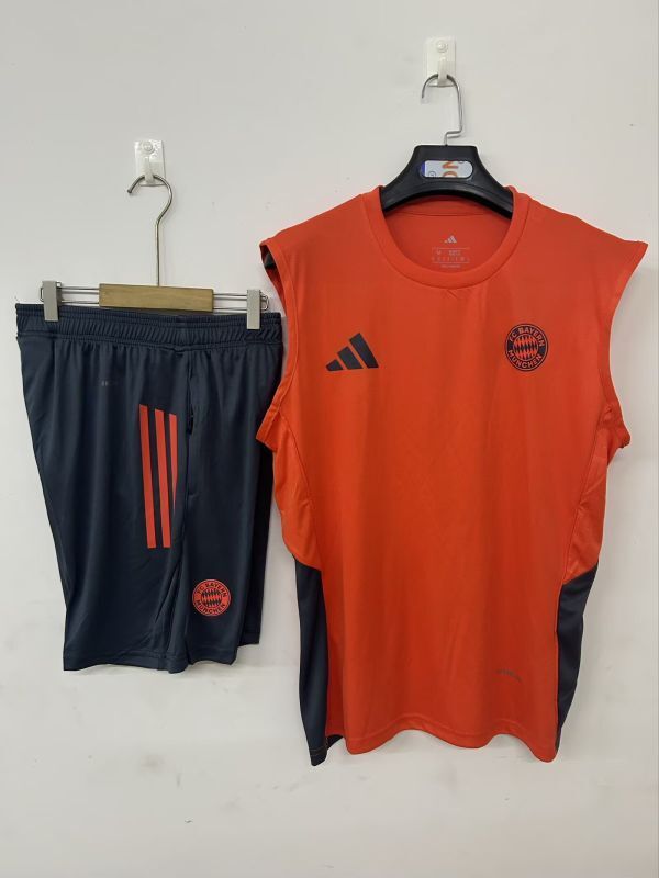 Adult Uniform 2025-2026 Bayern Munich Orange Soccer Training Vest and Shorts Football Set