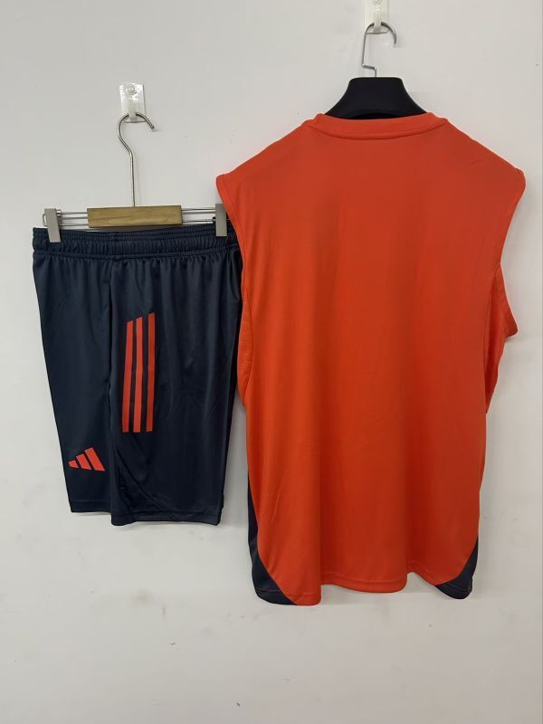 Adult Uniform 2025-2026 Bayern Munich Orange Soccer Training Vest and Shorts Football Set