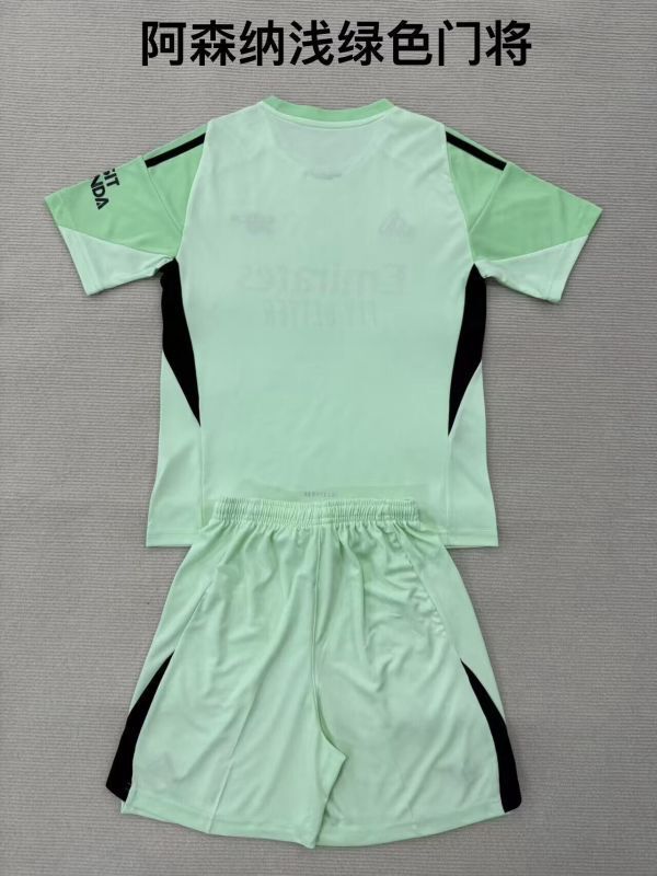 Youth Uniform Kids Kit 2025-2026 Arsenal Light Green Goalkeeper Soccer Jersey Shorts Child Football Set