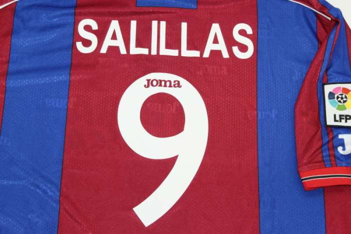 with LFP Patch Retro Jersey 1999-2000 Levante SALILLAS 9 Home Soccer Jersey Vintage Football Shirt