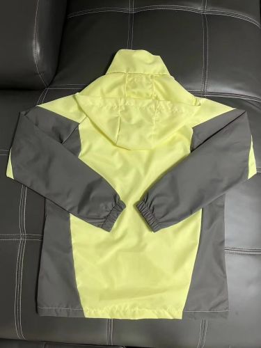with Caps 2025-2026 Newcastle United Yellow/Grey Soccer Windbreaker Jacket Football Jacket