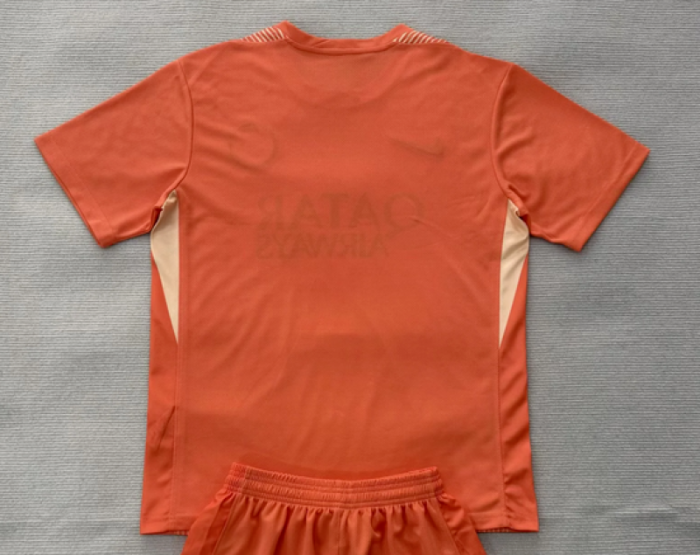 Fan Version 2025-2026 PSG Orange Goalkeeper Soccer Jersey Paris Football Maillot