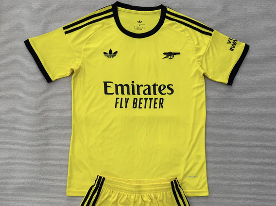 Fan Version Arsenal 2025-2026 Yellow Goalkeeper Soccer Jersey Football Shirt