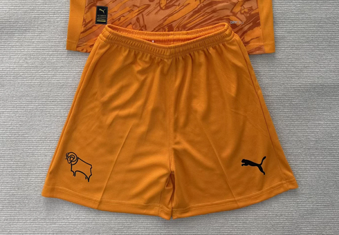 Fan Version 2025-2026 Derby County Orange Goalkeeper Soccer Shorts Football Shorts