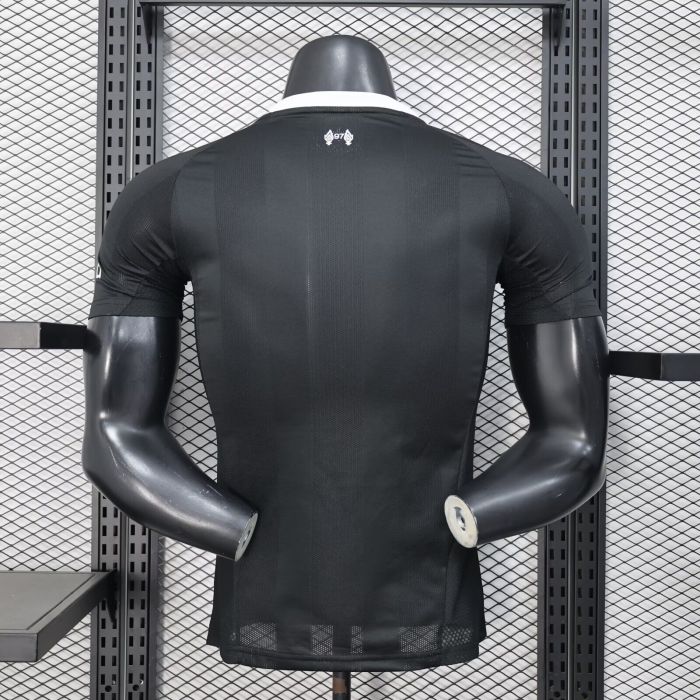 Player Version 2025-2026 Liverpool Black Goalkeeper Soccer Jersey Football Shirt