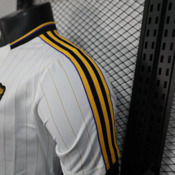 Player Version 2025-2026 Manchester United White Icon Soccer Casual Shirt