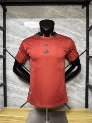 Player Version 2025-2026 Bayern Munich Red Casual Soccer Jersey Bayern Munchen ICON Football Shirt