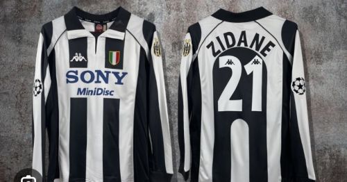 with Scudetto+UCL Patch Long Sleeve Retro Jersey 1997-1998 Juventus ZIDANE 21 Home Soccer Jersey Vintage Maillot de Foot