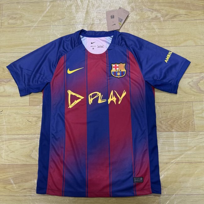 with Play Sponor Logo Barca Camisetas de Futbol Fans Version 2025-2026 Barcelona Home Soccer Jersey