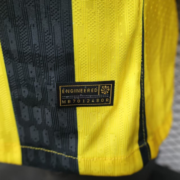 with New Sponor Logo Player Version 2025-2026 Al-Ittihad Home Soccer Jersey Football Shirt