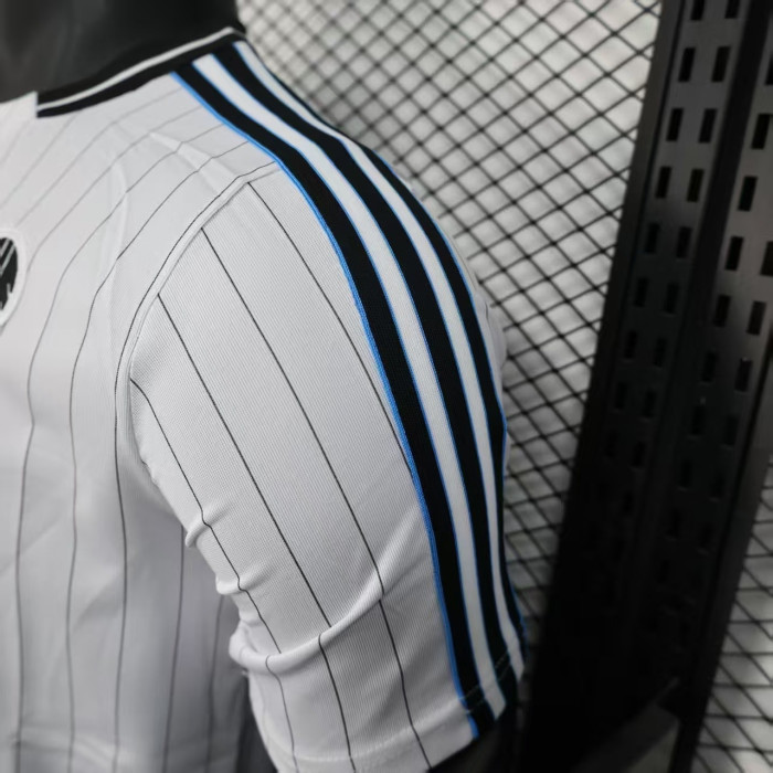 Player Version 2025-2026 Newcastle United White Icon Soccer Jersey Football Shirt