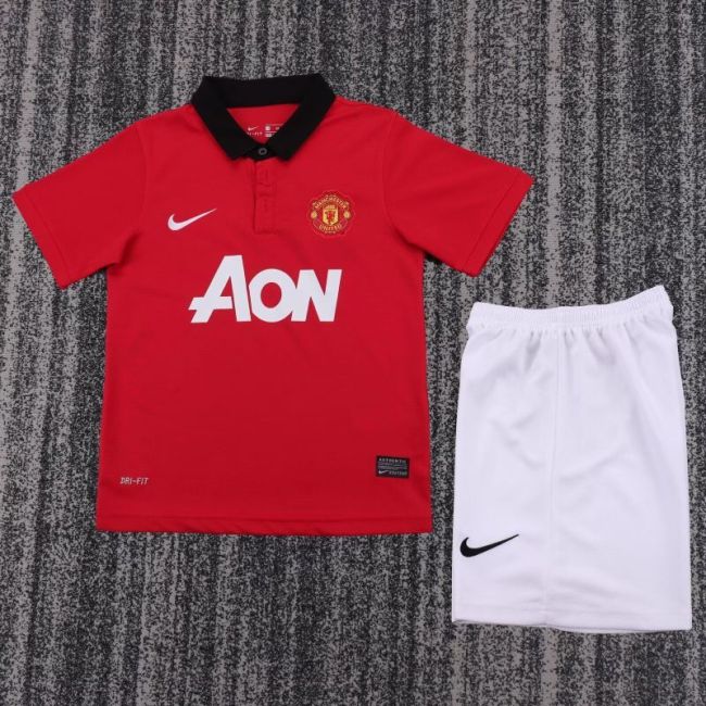 Retro Youth Uniform Kids Kit 2013-2014 Manchester United Home Soccer Jersey Shorts Vintage Child Football Set