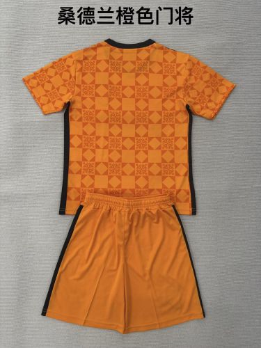 Youth Uniform Kids Kit 2025-2026 Sunderland Orange Goalkeeper Soccer Jersey Shorts Child Football Set