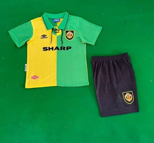 Retro Youth Uniform Kids Kit 1992-1994 Manchester United Away Yellow/Green Soccer Jersey Shorts Vintage Child Football Set