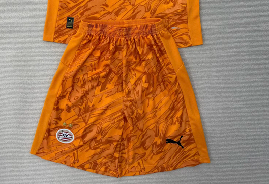 Fan Version 2025-2026 PSV PSV Orange Goalkeeper Soccer Shorts Football Shorts