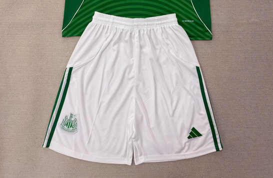 Fan Version 2025-2026 Newcastle United Away White Soccer Shorts Football Shorts
