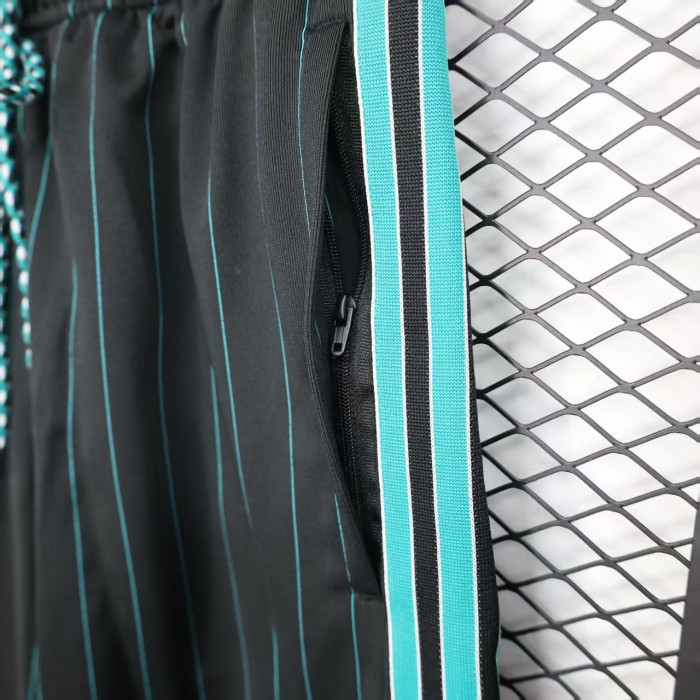 Fan Version 2025-2026 Liverpool Black Icon Soccer Shorts Football Shorts
