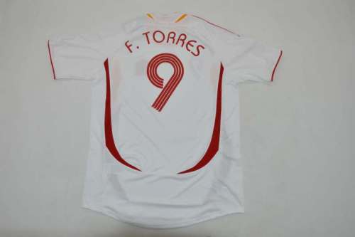 with World Cup Patch Retro Jersey Spain 2006 F.TORRES 9 Away White Soccer Jersey Vintage Football Shirt