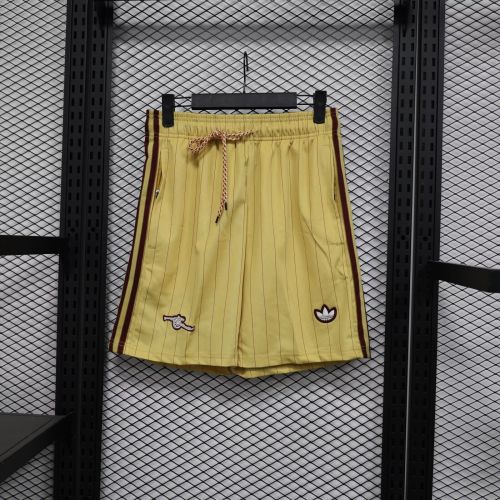 Fan Version 2025-2026 Arsenal Yellow Icon Soccer Shorts Football Shorts