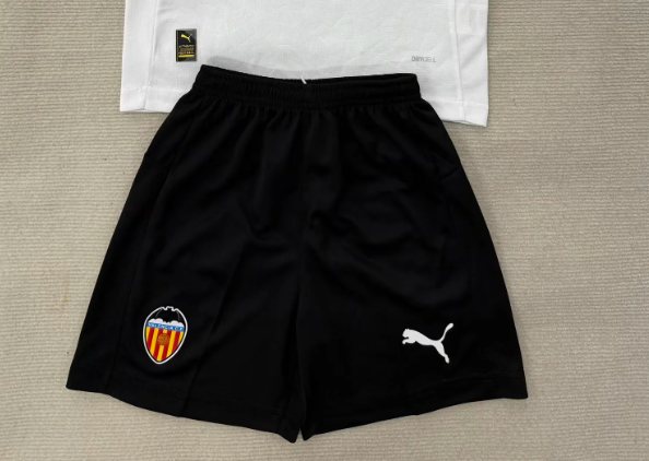Fan Version 2025-2026 Valencia Home Soccer Shorts Football Shorts