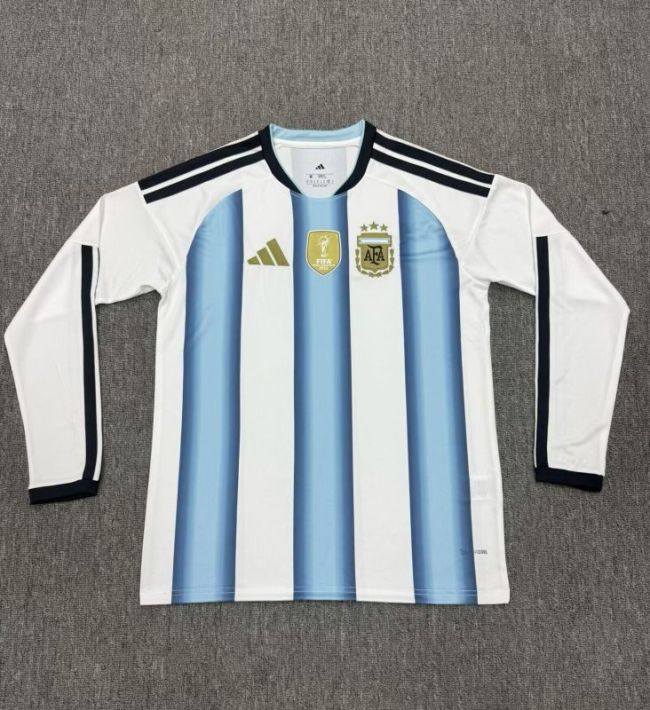 with Golden Front Patch Long Sleeve Fan Version 2026 Argentina Home Soccer Jersey Camisetas de Futbol