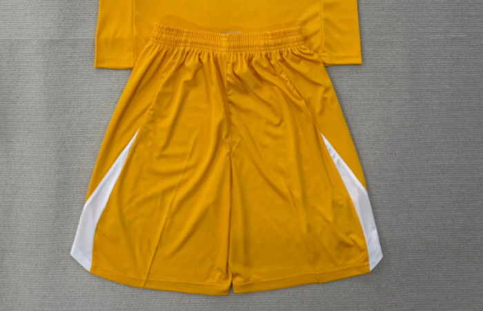 Fan Version 2026 Nottingham Forest Orange Goalkeeper Soccer Shorts Football Shorts