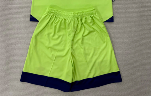 Fan Version 2025-2026 West Ham United Green Goalkeeper Soccer Shorts Football Shorts
