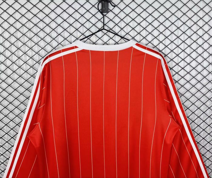 Long Sleeve Retro Jersey 1982-1984 Nottingham Forest Home Soccer Jersey Vintage Football Shirt