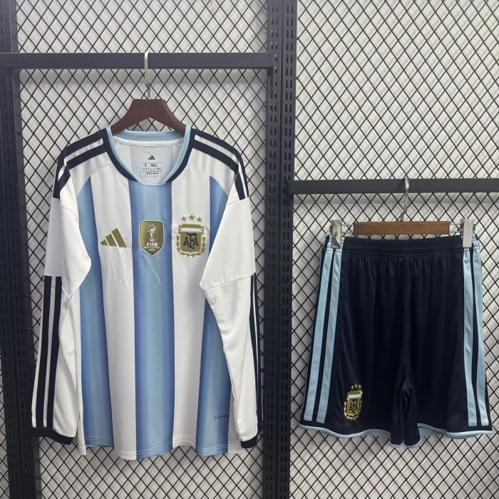 Adult Uniform with FIFA World Champions 2022 Patch Long Sleeve Player Version 2026 Argentina Home Soccer Jersey Shorts Men's Football Kit