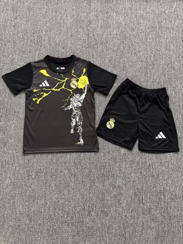 Youth Uniform Kids Kit 2025-2026 Real Madrid Black Marvel Version Soccer Jersey Shorts Child Football Set