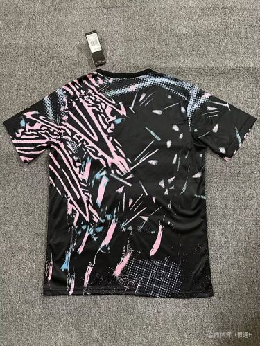 Fan Version 2025-2026 Liverpool Black/Pink Special Edition Soccer Jersey Football Shirt