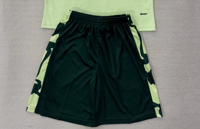 Fan Version 2025-2026 CARDIFF CITY Away Green Soccer Shorts Football Shorts