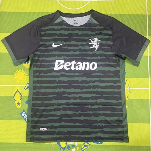 Fan Version 2025-2026 Sporting Lisbon Xmas Version Football Shirt Christmas Soccer Jersey