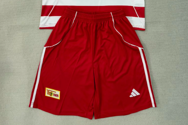 Fan Version 2025-2026 Union Berlin Home Soccer Shorts Football Shorts