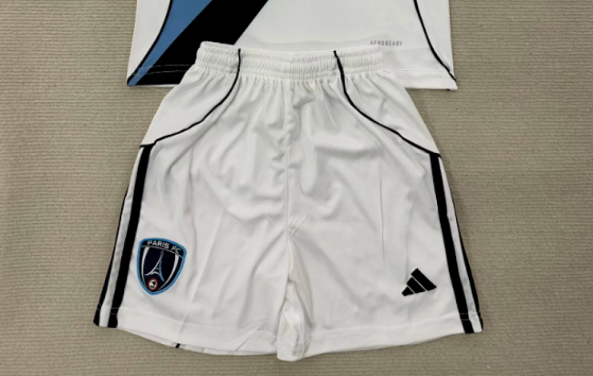 Fan Version 2025-2026 Paris FC Away White Soccer Shorts Football Shorts