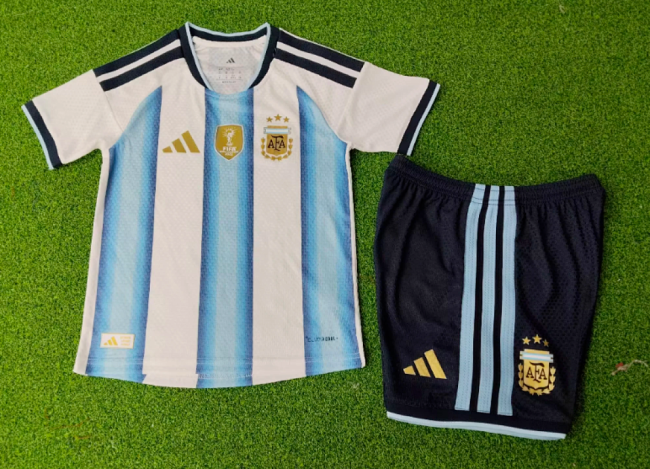 Player Version with FIFA 2022 World Champions Patch Youth Uniform Kids Kit Argentina 2026 Home Soccer Jersey Shorts Child Football Set